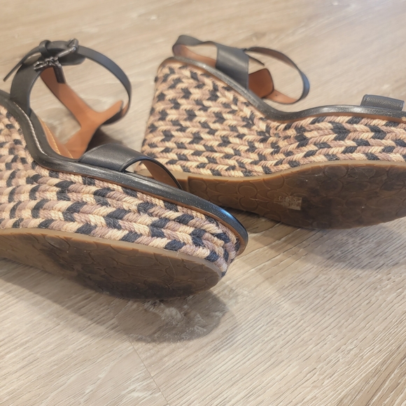 Coach Stylish Black Wedge Sandals Size 6 - Picture 7 of 7